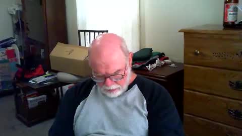 Snapshot of gtnolder60 chatting on 11.07.25 Gary online show from 11.07.25