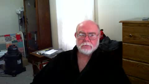 Snapshot of gtnolder60 chatting on 02.04.26 Gary online show from 02.04.26