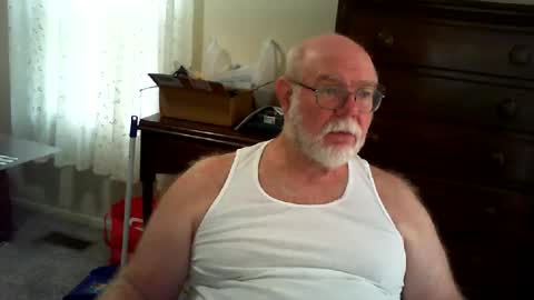 Snapshot of gtnolder60 chatting on 07.11.26 Gary online show from 07.11.26