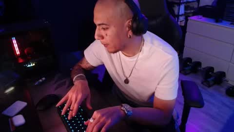 Guayaco  online show from 02.14.26