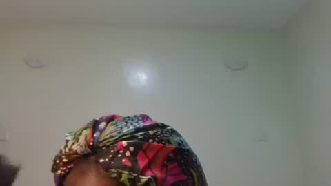 gud_lunah1 online show from 06.26.26