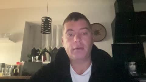 guil0 online show from 10.01.25