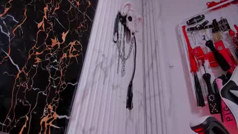 Snapshot of guxplo chatting on 02.07.26 Antonella online show from 02.07.26