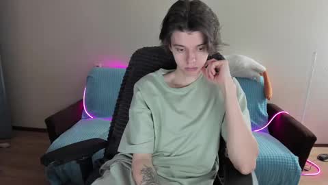 guy_liam1 online show from 02.10.25