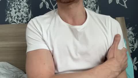 Snapshot of guyfromfinland1981 chatting on 02.17.25 NaughtyFitHusband online show from 02.17.25