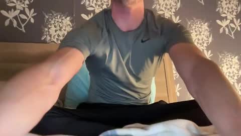 Snapshot of guyfromfinland1981 chatting on 02.17.25 NaughtyFitHusband online show from 02.17.25