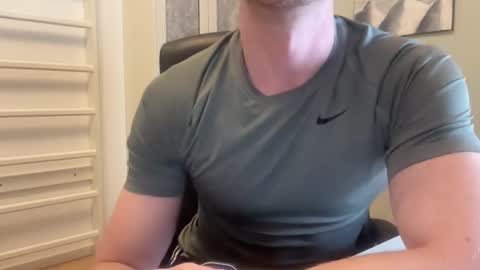 Snapshot of guyfromfinland1981 chatting on 03.09.25 NaughtyFitHusband online show from 03.09.25