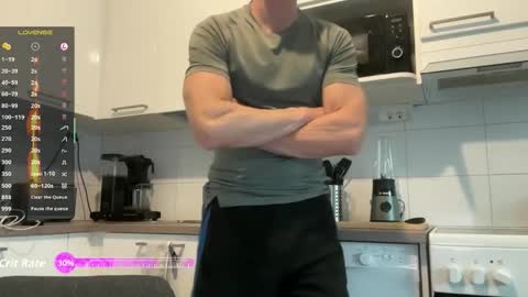 Snapshot of guyfromfinland1981 chatting on 09.16.25 NaughtyFitHusband online show from 09.16.25