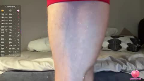 Snapshot of guyfromfinland1981 chatting on 11.09.25 NaughtyFitHusband online show from 11.09.25