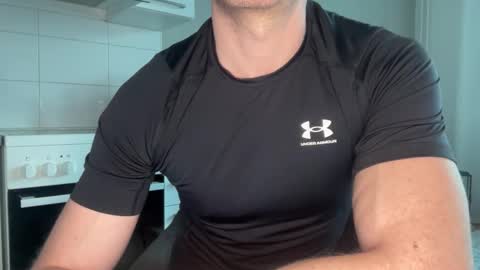 Snapshot of guyfromfinland1981 chatting on 02.02.26 NaughtyFitHusband online show from 02.02.26