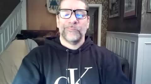 Snapshot of guyute42 chatting on 02.09.26 Guy Forget online show from 02.09.26