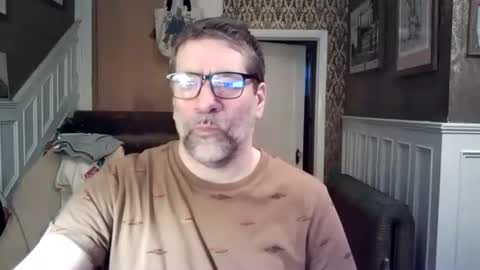 Snapshot of guyute42 chatting on 03.09.26 Guy Forget online show from 03.09.26