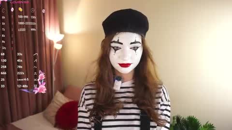 Molly online show from 07.24.26