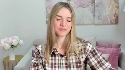 gwensmitt online show from 06.20.26