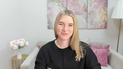 gwensmitt online show from 07.12.26