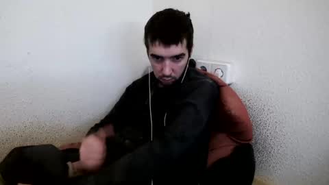 Snapshot of h1dden_reality chatting on 02.18.25 h1dden_reality online show from 02.18.25