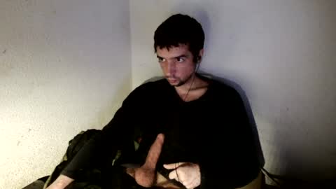 Snapshot of h1dden_reality chatting on 06.18.26 h1dden_reality online show from 06.18.26