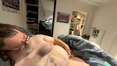 Snapshot of h20976 chatting on 04.13.26 h20976 online show from 04.13.26