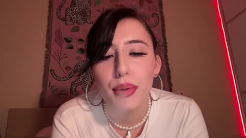 Snapshot of h3l9a_pataki chatting on 03.28.26 Helga online show from 03.28.26