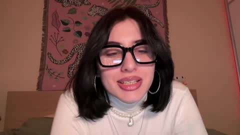 Snapshot of h3l9a_pataki chatting on 03.29.26 Helga online show from 03.29.26