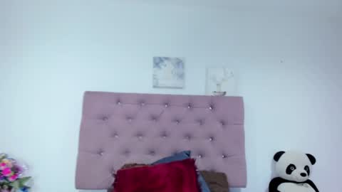 Snapshot of haanna_hot chatting on 02.05.25 Sarah online show from 02.05.25