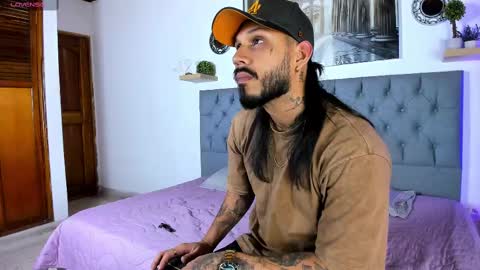 hache222 online show from 12.29.24