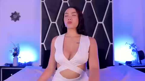 Snapshot of haiileymiller chatting on 09.15.25 Kendal online show from 09.15.25