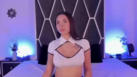 Snapshot of haiileymiller chatting on 09.20.25 Kendal online show from 09.20.25