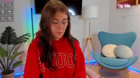 Snapshot of hailey__green chatting on 05.25.26 Hailey Green online show from 05.25.26