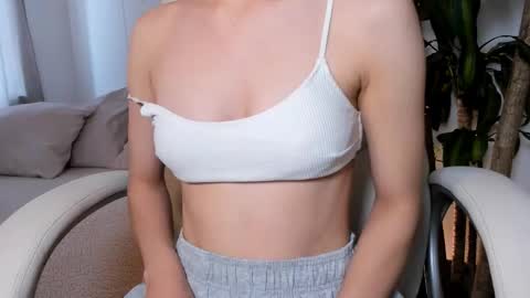 Snapshot of hailey_firee chatting on 12.15.25 Hailey online show from 12.15.25