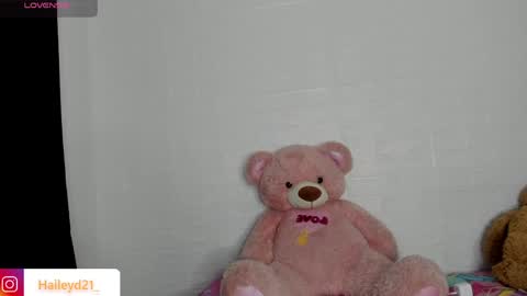 Hailey online show from 04.18.26