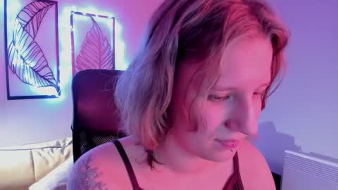 Hailey online show from 11.15.25