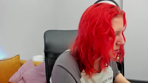 Hailey online show from 04.22.26