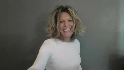 Hailey online show from 04.18.26