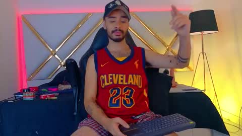 H A I R Y D I A M O N D online show from 10.27.25