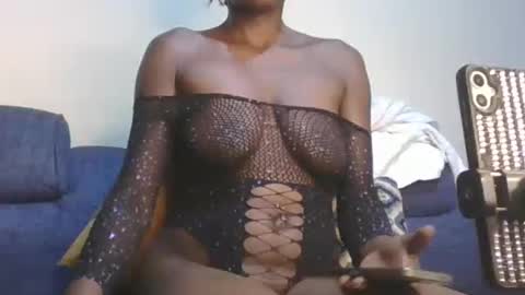hairy_pussy702282 online show from 06.24.26