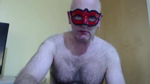 Snapshot of hairyape1 chatting on 06.08.26 Hairy male online show from 06.08.26