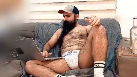 Snapshot of hairybeardedsmoker chatting on 06.28.26 Hairy Beard Smoker online show from 06.28.26