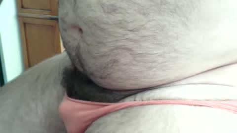 Snapshot of hairybeary1 chatting on 10.17.25 hairybeary1 online show from 10.17.25