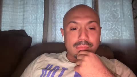 Snapshot of hairyman30000 chatting on 03.01.25 hairyman30000 online show from 03.01.25