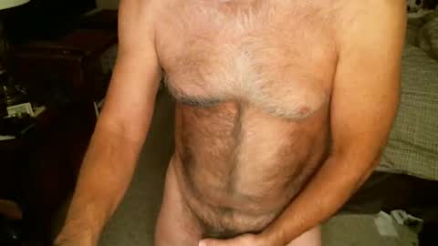 Snapshot of hairypecsguy chatting on 04.14.26 Hairy pecs online show from 04.14.26