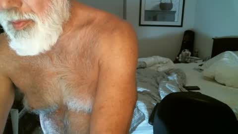 Snapshot of hairypecsguy chatting on 05.22.26 Hairy pecs online show from 05.22.26