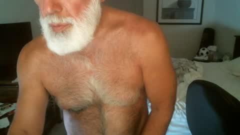 Hairy pecs online show from 07.06.26