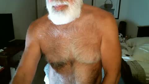 Hairy pecs online show from 07.13.26