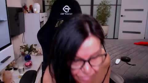 Monika online show from 03.20.26