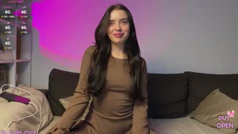 Snapshot of hako_emm chatting on 10.17.25 hako emm online show from 10.17.25