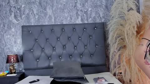 Snapshot of halilalovelace chatting on 02.05.25 Hali online show from 02.05.25
