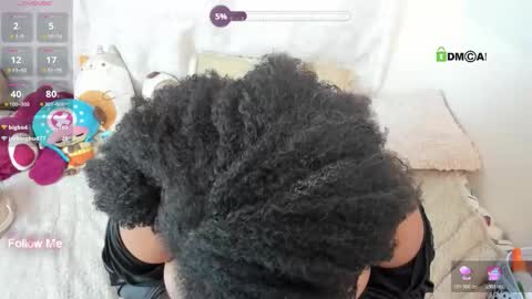 Snapshot of hallestrawberry69 chatting on 03.04.26 HALLE online show from 03.04.26