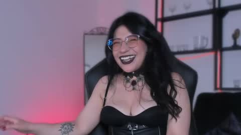 halley_ravenn online show from 05.11.26