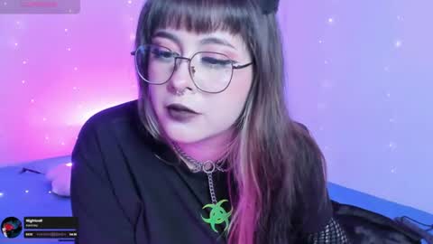 Snapshot of hallucigenia_sparza chatting on 07.31.26 Hallu online show from 07.31.26